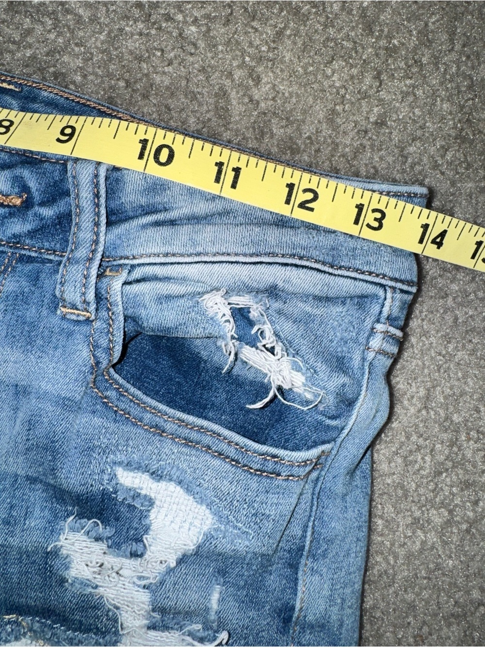 American Eagle Outfitters Light Blue Distressed Skinny Jeans - Picture 9 of 11